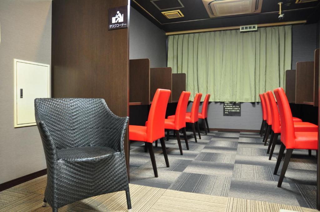 Capsule Hotel & Sauna Ikebukuro Plaza Tokyo Exterior photo